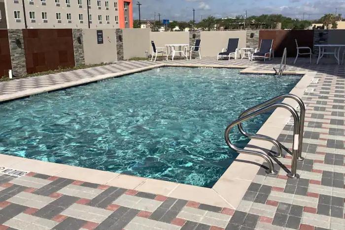 La Quinta Inn & Suites By Wyndham Corpus Christi Southeast Dış mekan fotoğraf