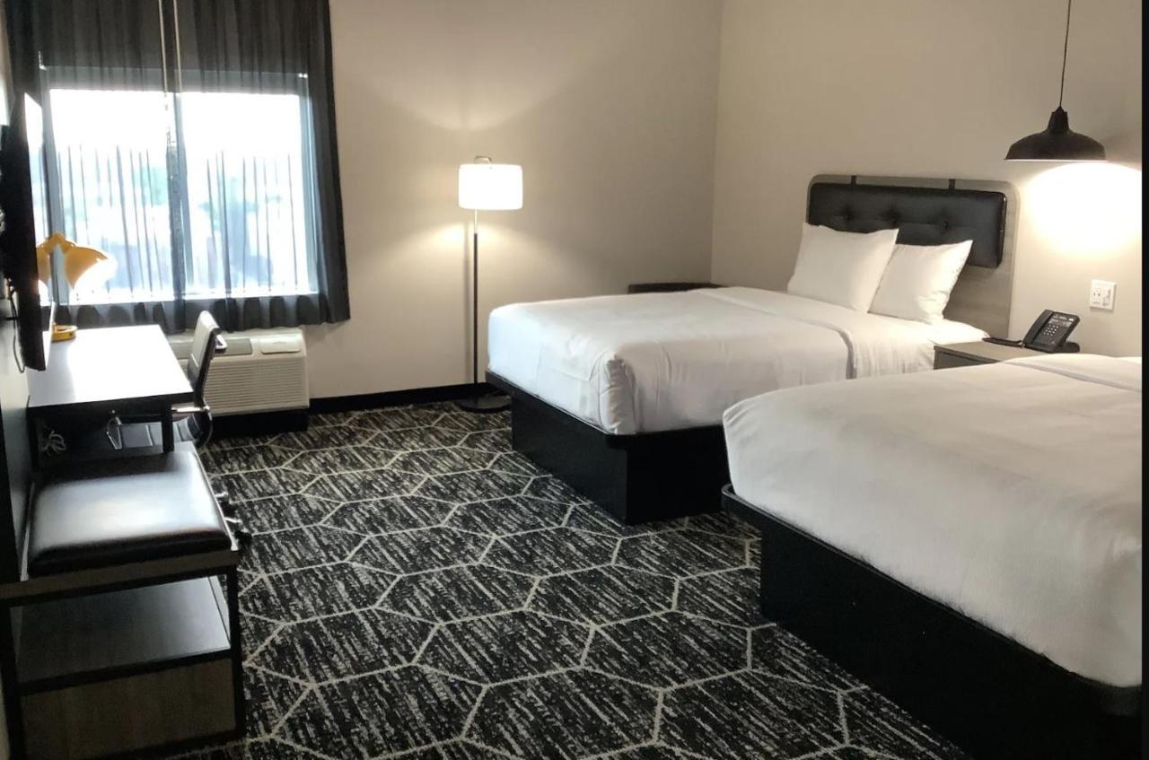 La Quinta Inn & Suites By Wyndham Corpus Christi Southeast Dış mekan fotoğraf