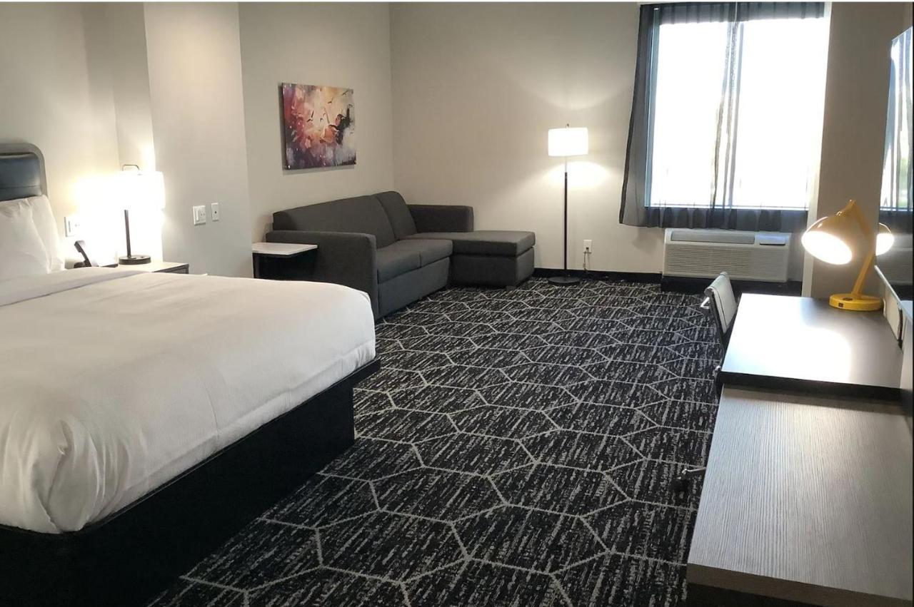 La Quinta Inn & Suites By Wyndham Corpus Christi Southeast Dış mekan fotoğraf