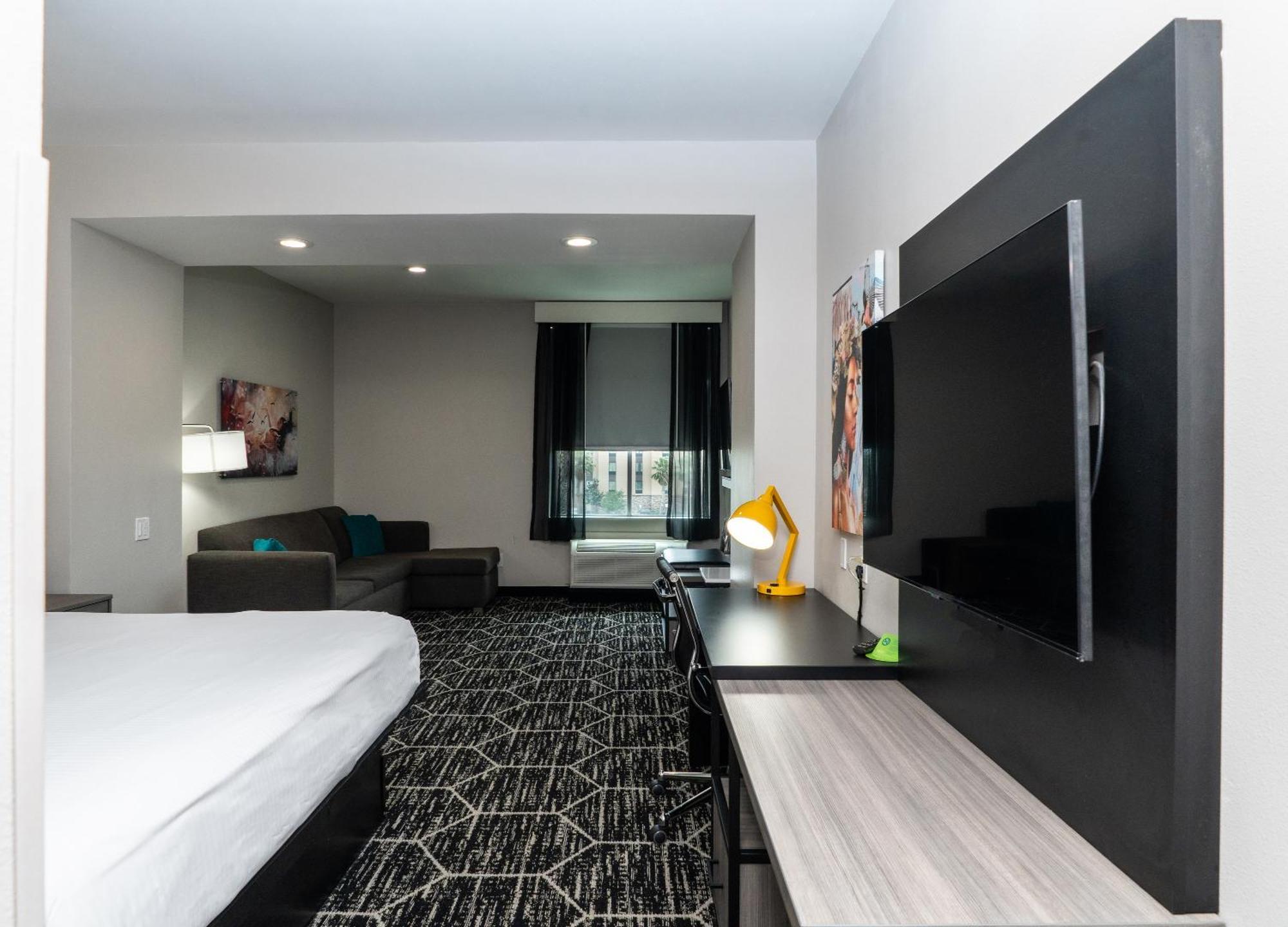 La Quinta Inn & Suites By Wyndham Corpus Christi Southeast Dış mekan fotoğraf