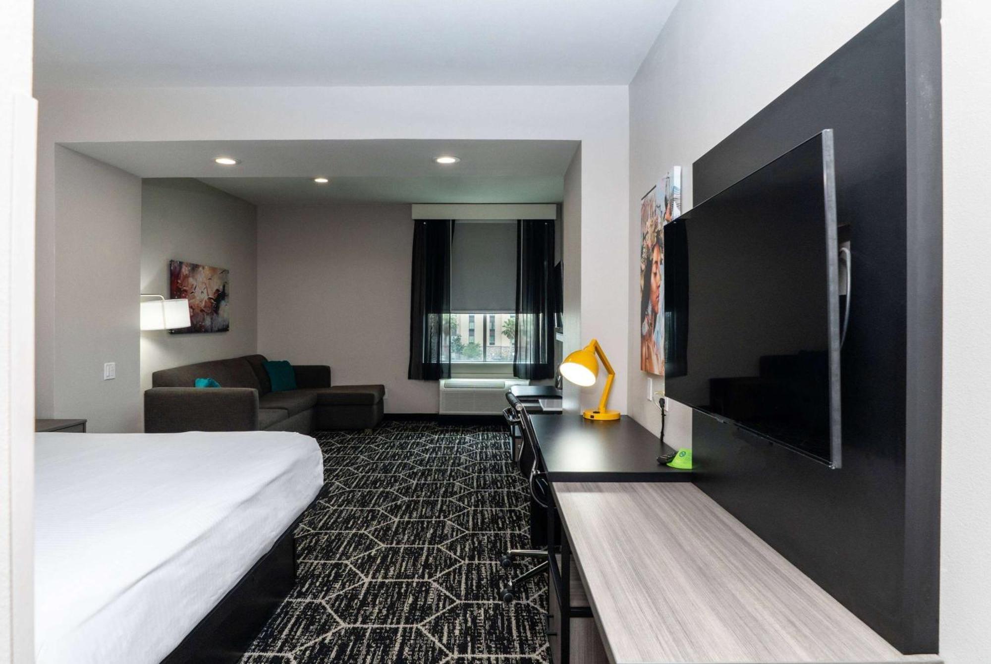 La Quinta Inn & Suites By Wyndham Corpus Christi Southeast Dış mekan fotoğraf